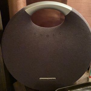 Wireless Bluetooth speaker!